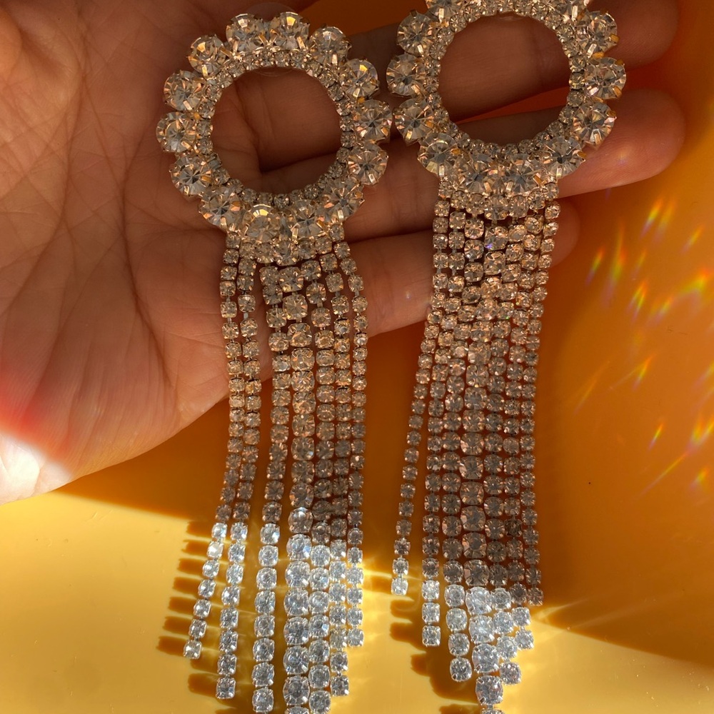 Beautiful Vintage Rhinestone Waterfall Earrings - image 3